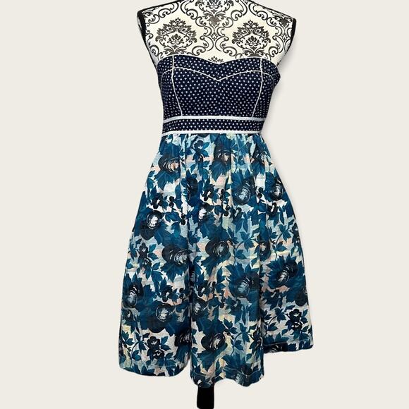Kimchi Blue Strapless Mixed Print Dress size 2 - Picture 1 of 9